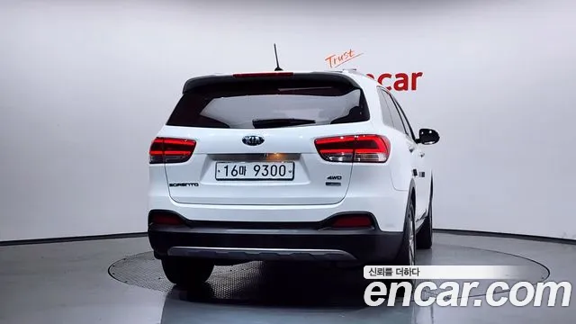 Kia Sorento 2015 — фото 4