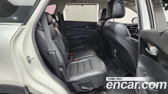 Kia Sorento 2015 — фото 11