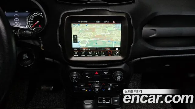 Jeep Renegade 2021 — фото 19