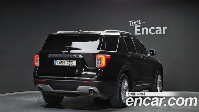 Ford Explorer 2020 — фото 2