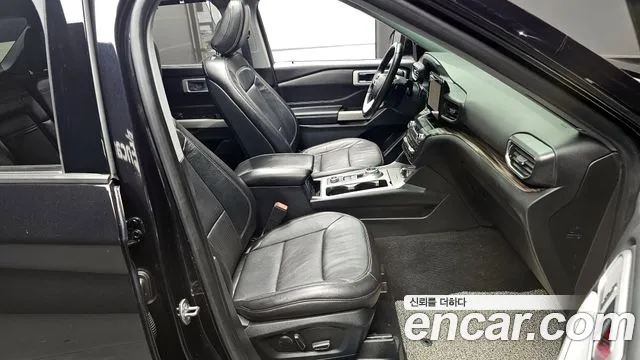 Ford Explorer 2020 — фото 10