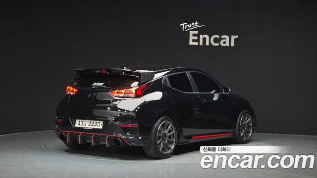 Hyundai Veloster 2019 — фото 2
