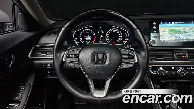Honda Accord 2021 — фото 19