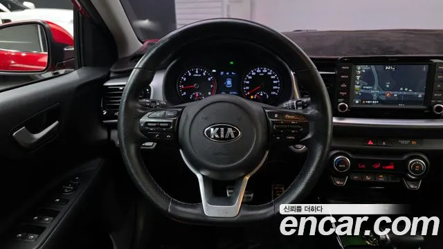 Kia Stonic 2019 — фото 18