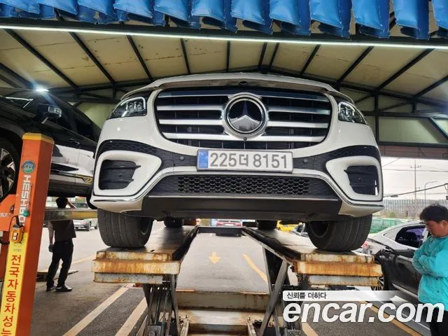 Mercedes-Benz GLS-Class 2025 — фото 1