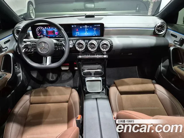 Mercedes-Benz CLA-Class 2025 — фото 7
