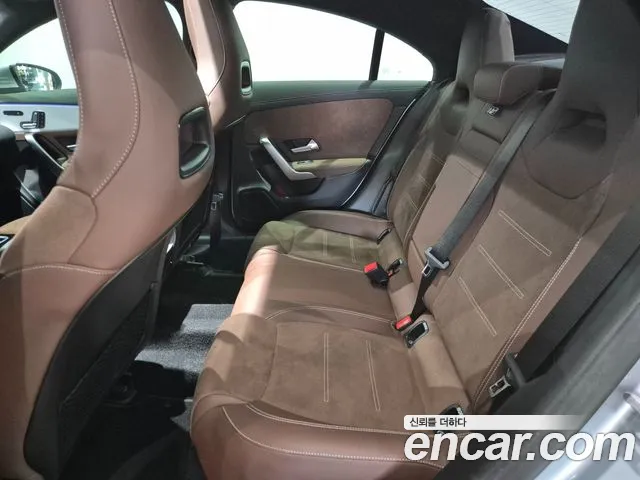 Mercedes-Benz CLA-Class 2025 — фото 11