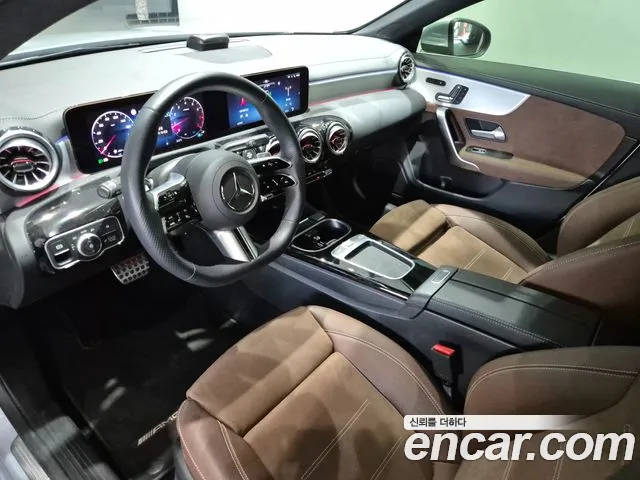 Mercedes-Benz CLA-Class 2025 — фото 16