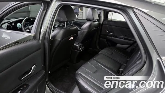 Hyundai AVANTE 2023 — фото 11