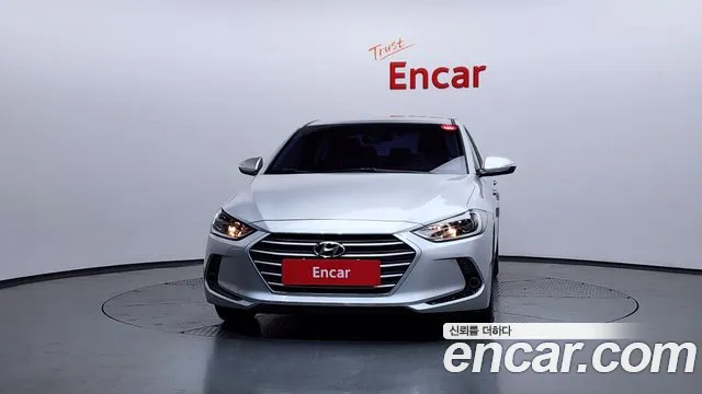 Hyundai AVANTE 2017 — фото 3