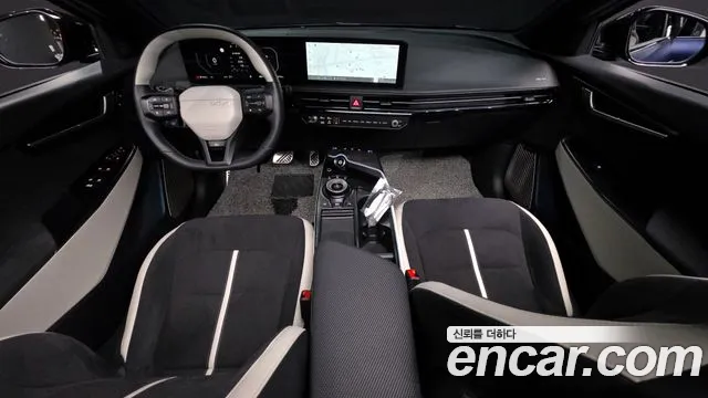 Kia EV6 2025 — фото 10