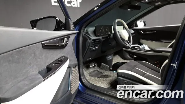 Kia EV6 2025 — фото 13