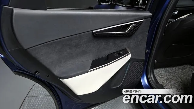 Kia EV6 2025 — фото 15