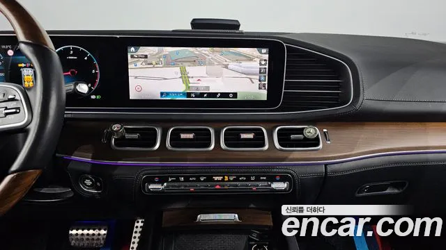 Mercedes-Benz GLS-Class 2021 — фото 19