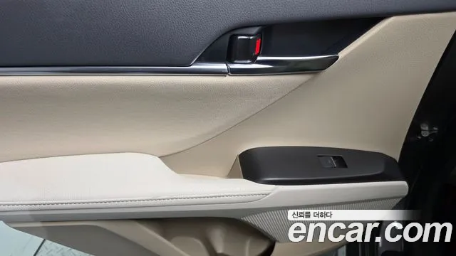 Toyota Camry 2024 — фото 15
