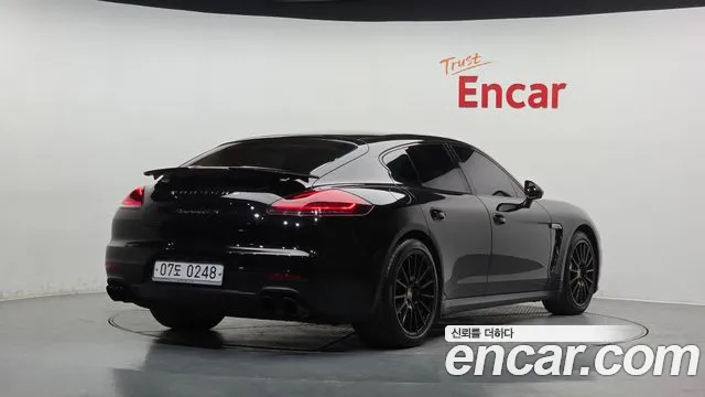 Porsche Panamera 2016 — фото 2