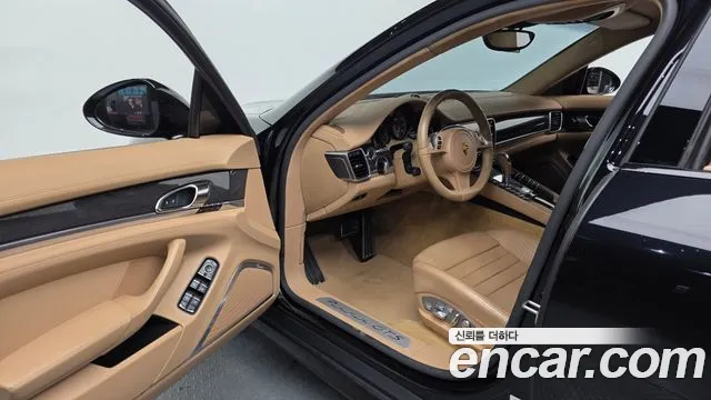 Porsche Panamera 2016 — фото 10