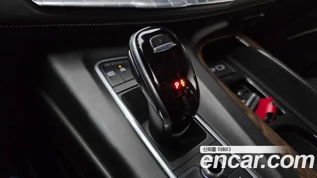 Cadillac Escalade 2021 — фото 9