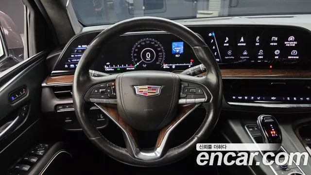 Cadillac Escalade 2021 — фото 13
