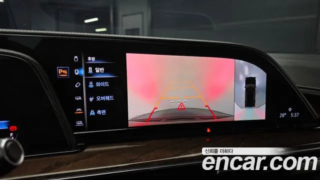 Cadillac Escalade 2021 — фото 17