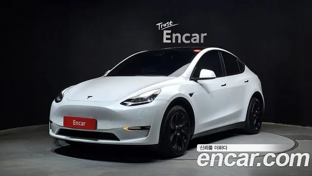 Tesla Model Y 2022 — фото 1