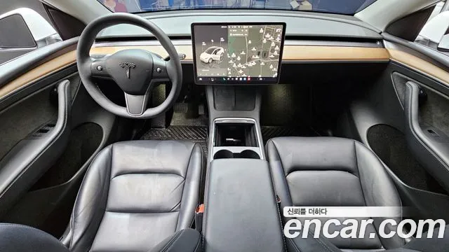 Tesla Model Y 2022 — фото 10