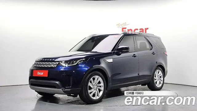 Land Rover Discovery 2017 — фото 1