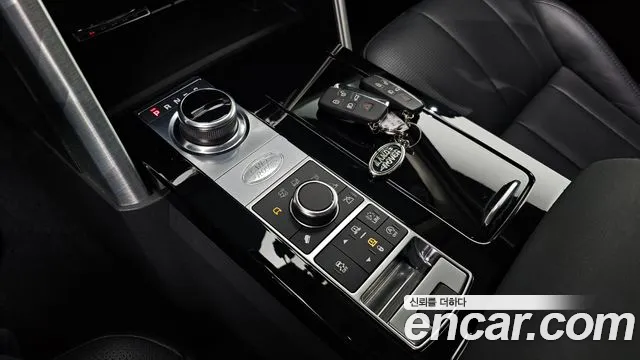 Land Rover Discovery 2017 — фото 12