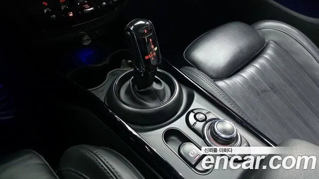 Mini Clubman 2022 — фото 12