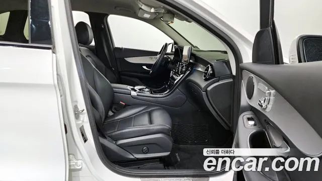 Mercedes-Benz GLC-Class 2019 — фото 17