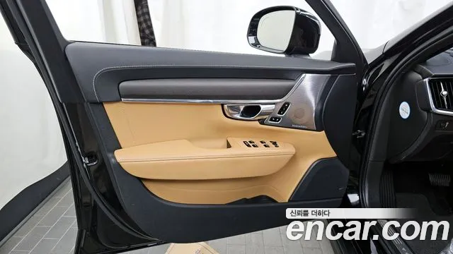 Volvo V90 2020 — фото 14