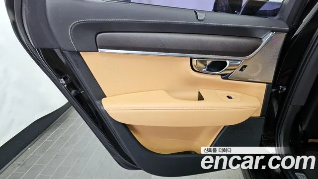 Volvo V90 2020 — фото 15