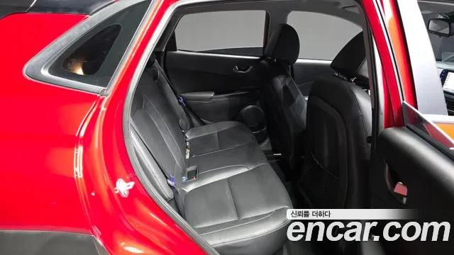 Hyundai Kona 2018 — фото 18