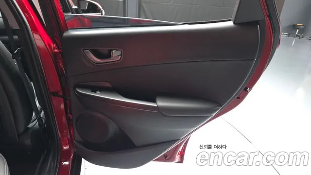 Hyundai Kona 2018 — фото 15