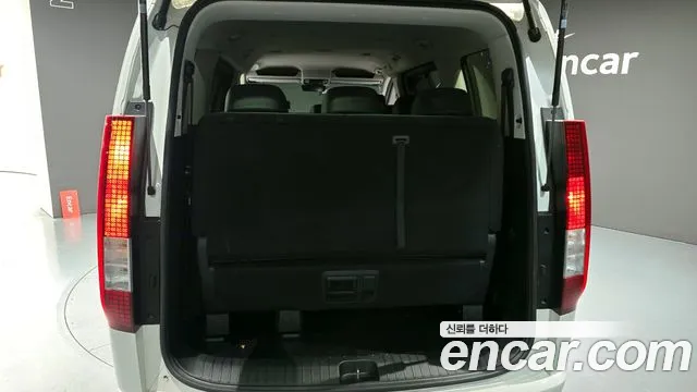Hyundai Staria 2023 — фото 20