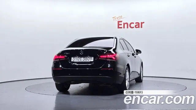 Mercedes-Benz A-Class 2020 — фото 4