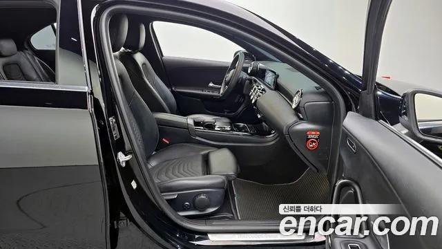 Mercedes-Benz A-Class 2020 — фото 16