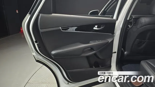 Kia Sorento 2020 — фото 15