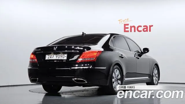 Hyundai Equus 2010 — фото 2