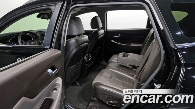 Hyundai Santafe 2020 — фото 12