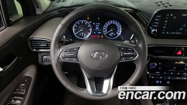 Hyundai Santafe 2020 — фото 15