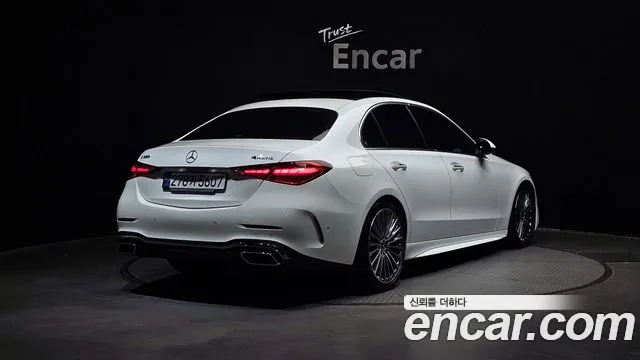 Mercedes-Benz C-Class 2023 — фото 2