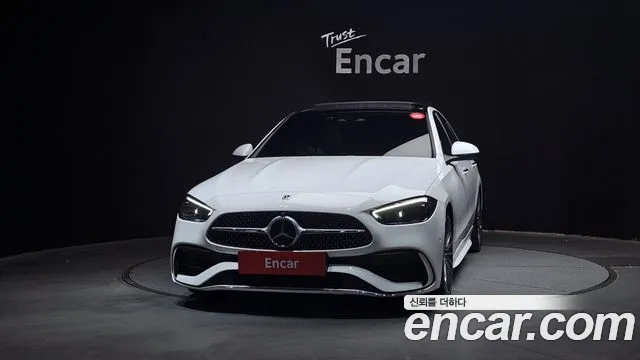 Mercedes-Benz C-Class 2023 — фото 3