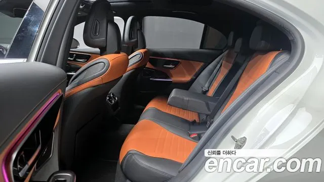 Mercedes-Benz C-Class 2023 — фото 18