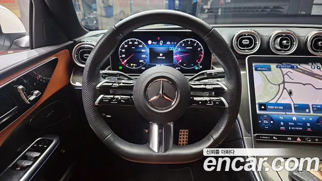 Mercedes-Benz C-Class 2023 — фото 20