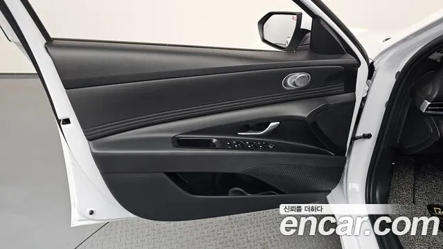 Hyundai AVANTE 2025 — фото 14