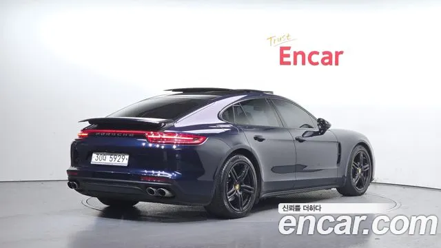 Porsche Panamera 2018 — фото 2
