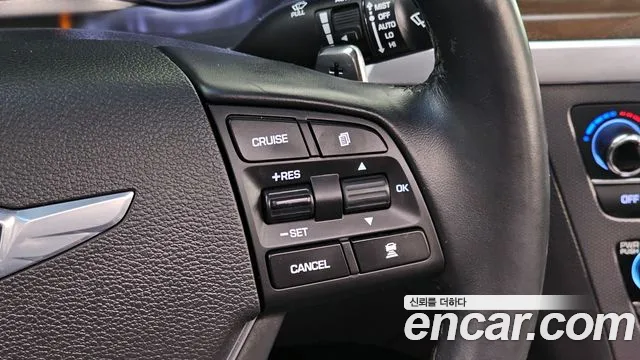 Hyundai Genesis 2015 — фото 13