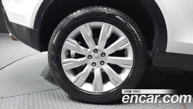 Land Rover Discovery Sport 2015 — фото 5