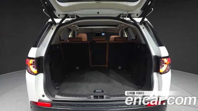 Land Rover Discovery Sport 2015 — фото 20